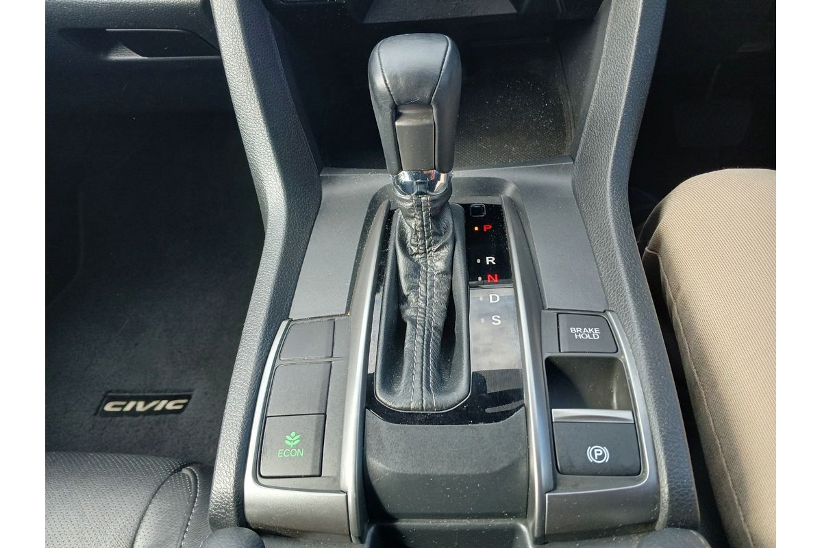 2018 Honda Civic VTi-LX 10th Gen image 13