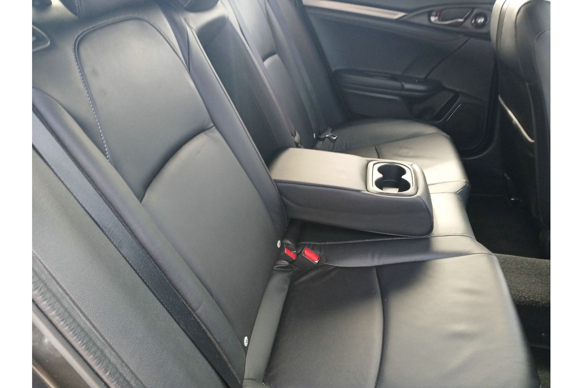 2018 Honda Civic VTi-LX 10th Gen image 19