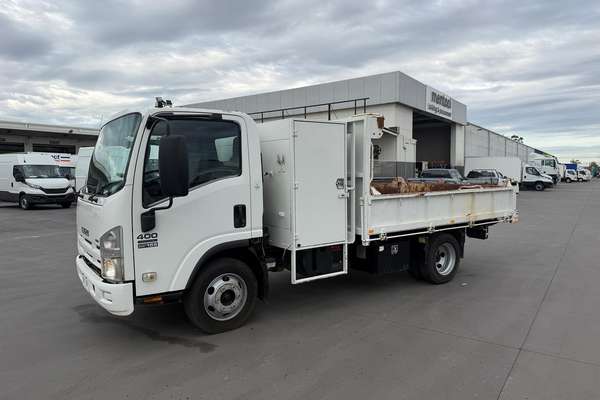 2008 Isuzu N Series NPR 400