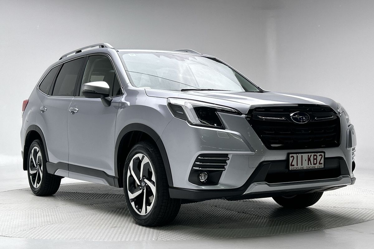 2024 Subaru Forester 2.5i Premium S5