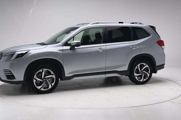 2024 Subaru Forester 2.5i Premium S5 thumb-6