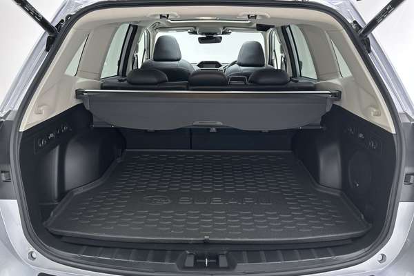 2024 Subaru Forester 2.5i Premium S5 thumb-20