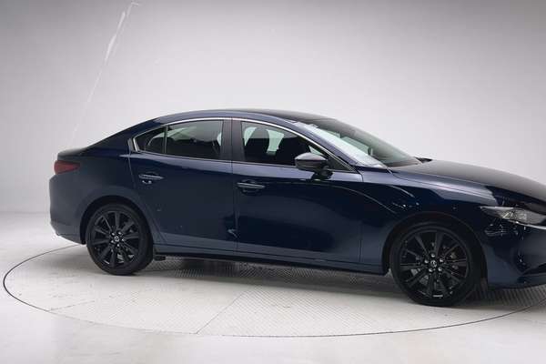 2023 Mazda 3 G25 Evolve SP BP Series thumb-3