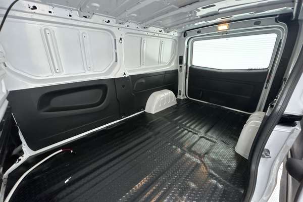 2023 Renault Trafic Pro X82 LWB Low Roof thumb-10