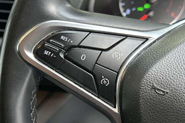 2023 Renault Trafic Pro X82 LWB Low Roof thumb-14