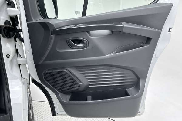 2023 Renault Trafic Pro X82 LWB Low Roof thumb-17