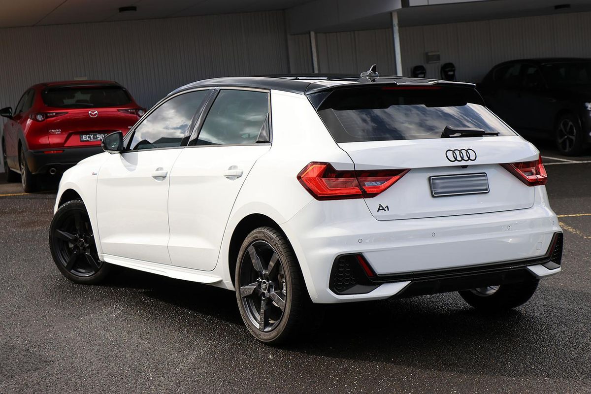 2025 Audi A1 35 TFSI S line edition GB
