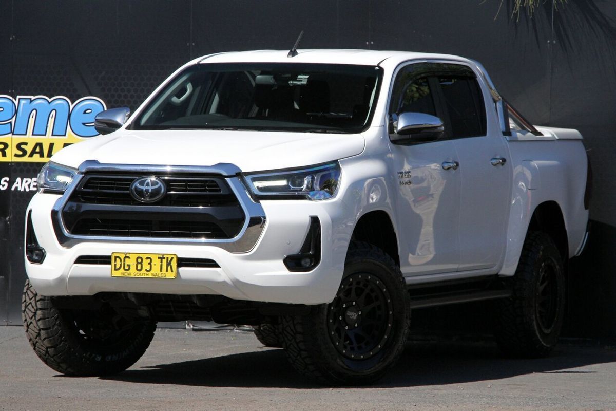 2020 Toyota Hilux SR5 GUN126R 4X4