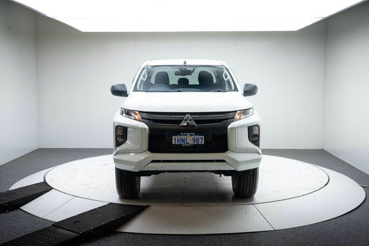 2022 Mitsubishi Triton GLX-R MR 4X4