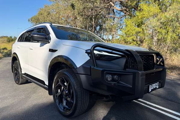 2025 Isuzu MU-X X-TERRAIN