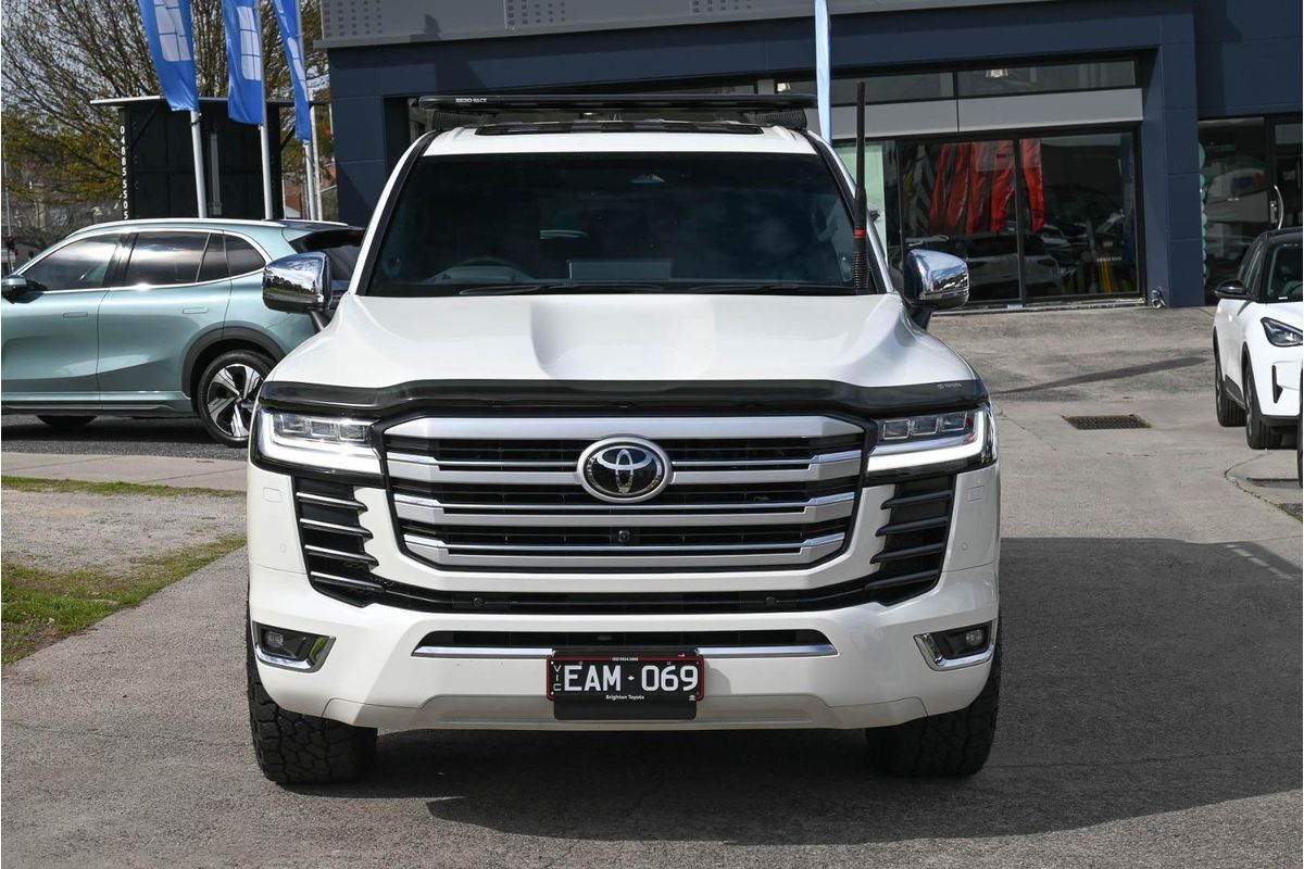 2026 Toyota Landcruiser Sahara ZX FJA300R