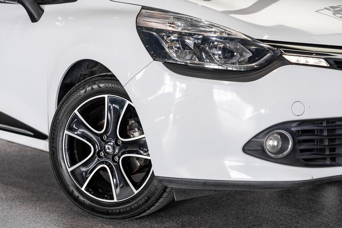2016 Renault Clio Expression IV B98