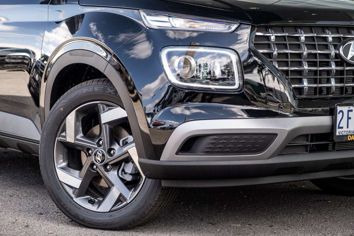 2026 Hyundai Venue Elite QX.V5