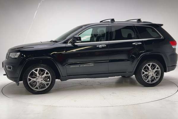 2020 Jeep Grand Cherokee Overland WK thumb-6