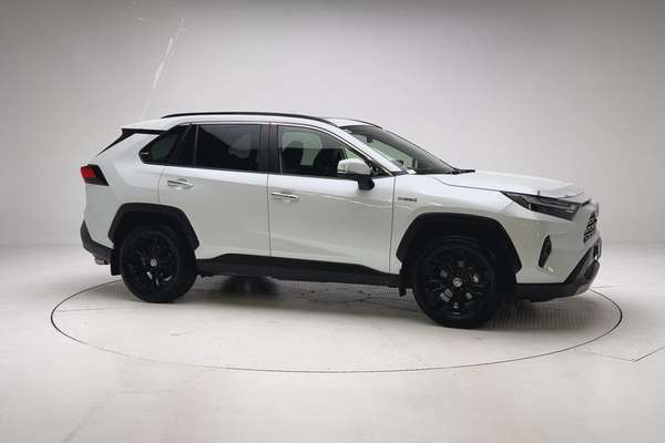 2024 Toyota RAV4 Cruiser AXAH52R thumb-3