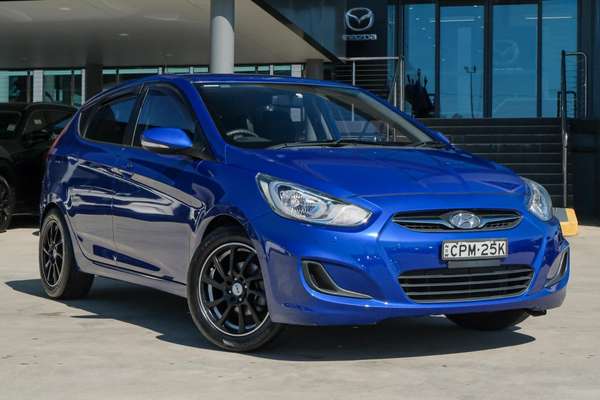 2013 Hyundai Accent Active RB2