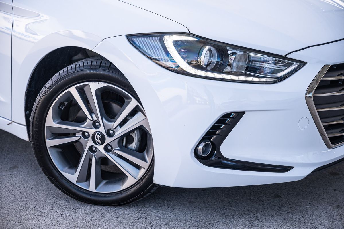 2018 Hyundai Elantra Elite AD