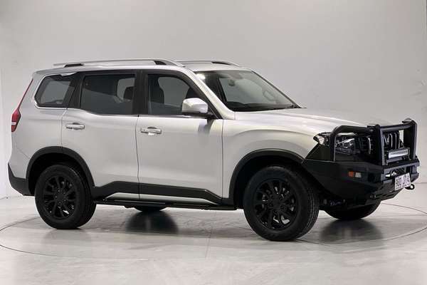 2023 Mahindra Scorpio Z8