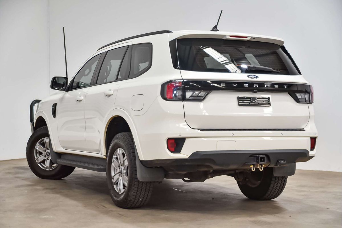 2023 Ford Everest Ambiente 2.0L