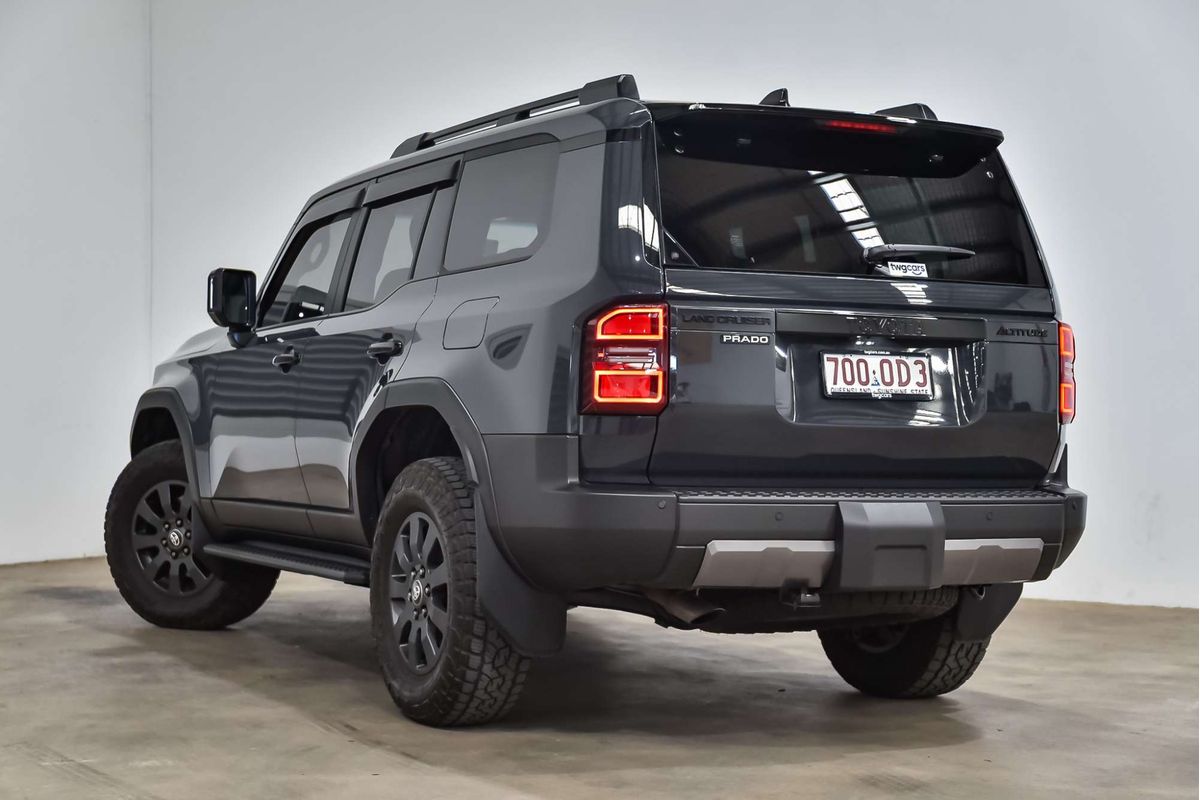2025 Toyota Landcruiser Prado Altitude GDJ251R
