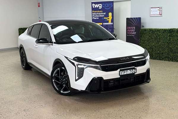 2025 Kia K4 GT-Line CL4m