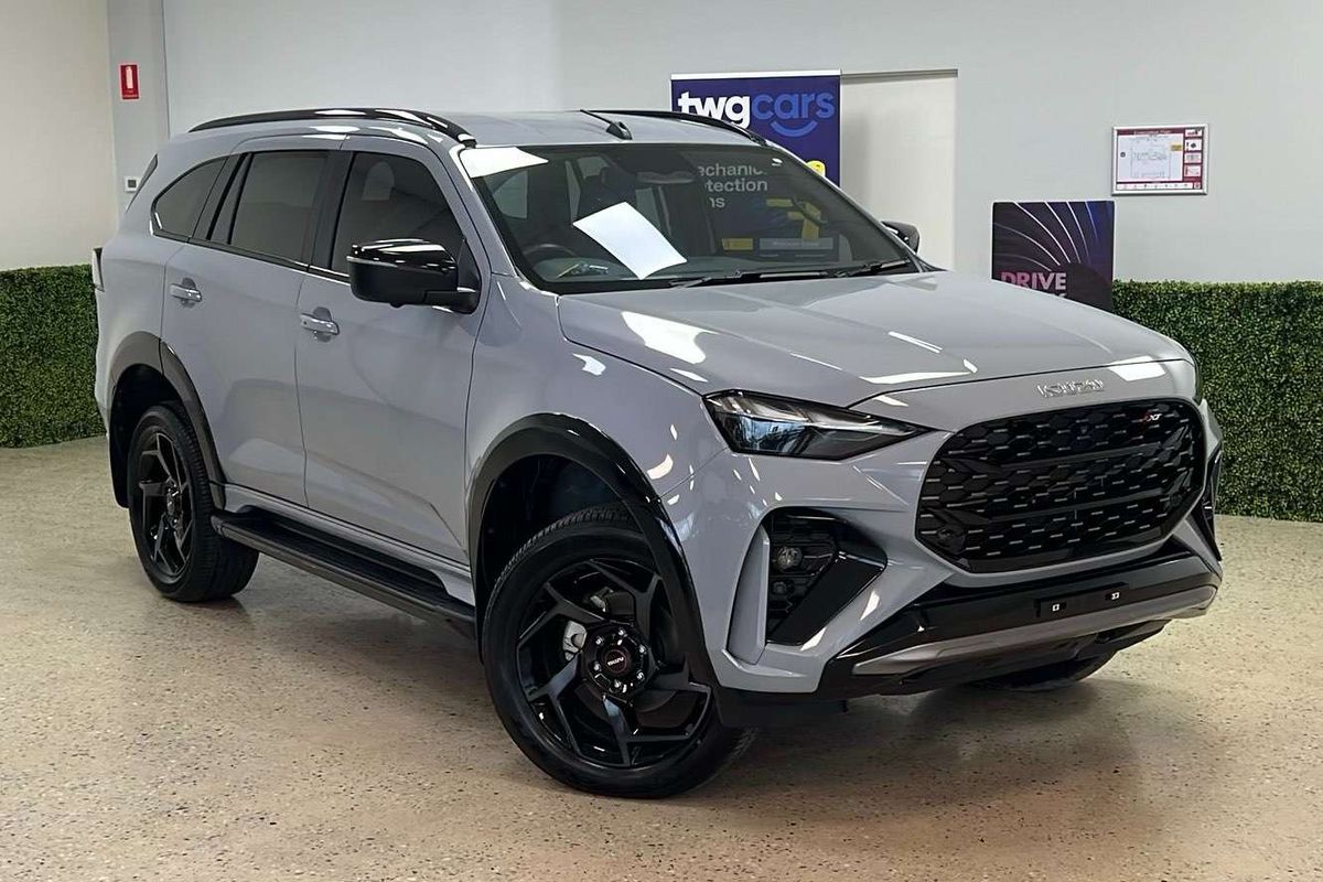 2024 Isuzu MU-X X-TERRAIN