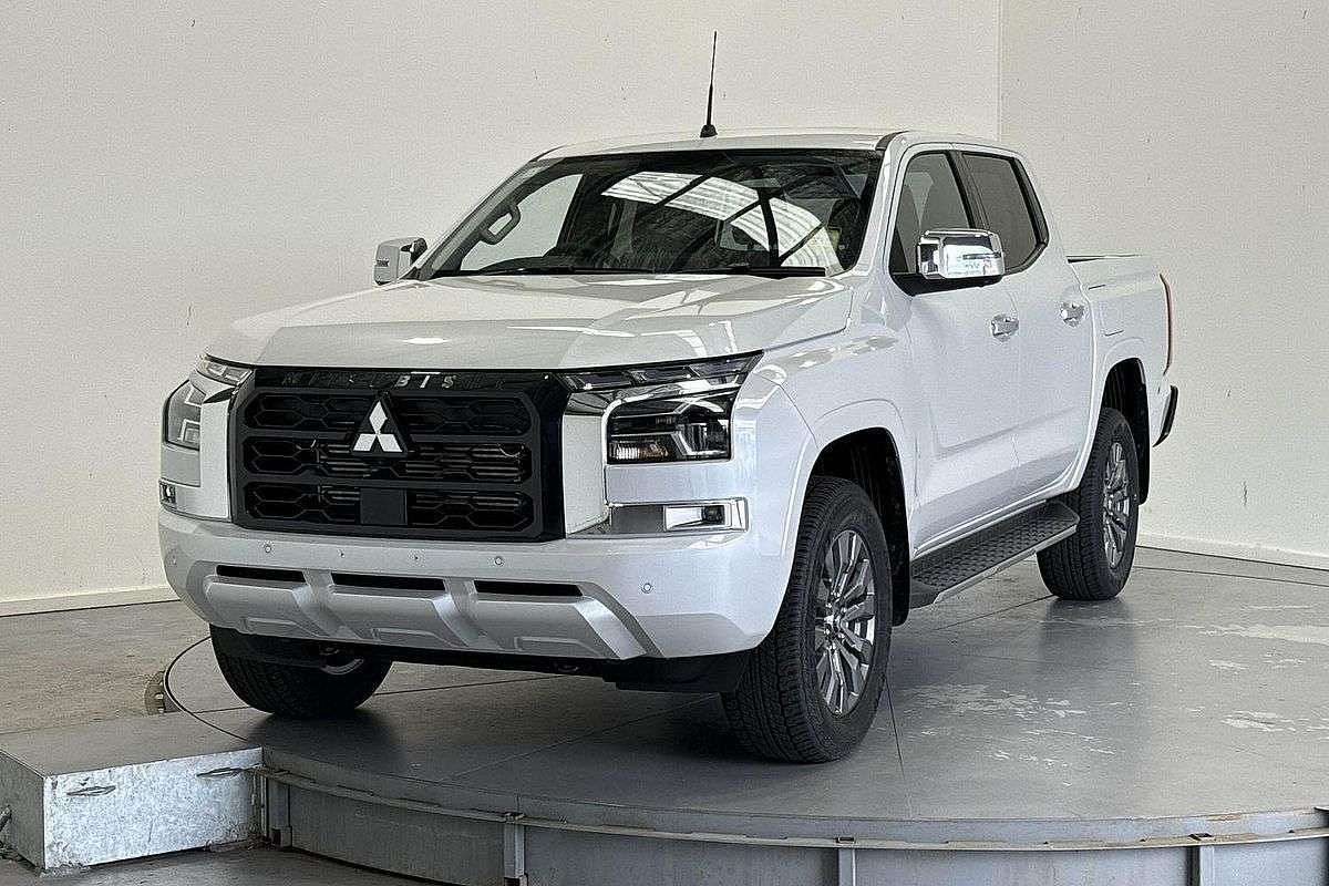 2025 Mitsubishi Triton GLS MV 4X4