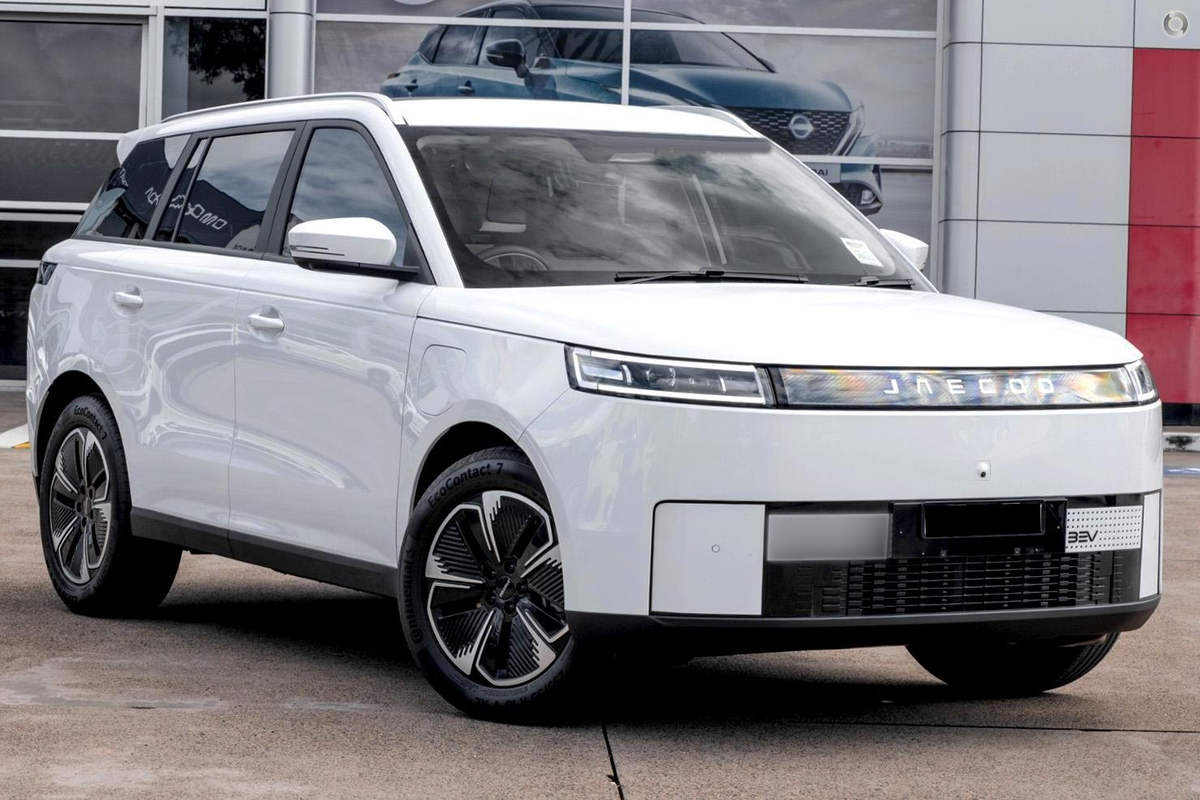 2026 OMODA JAECOO J5 EV Summit