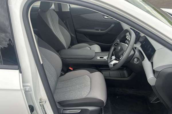 2025 MG MGS5 EV Excite 49 ZS3EM thumb-19