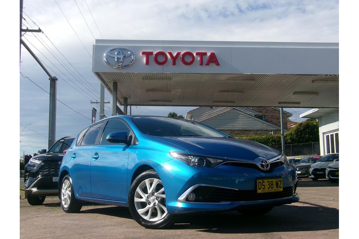 2017 Toyota Corolla Ascent Sport ZRE182R