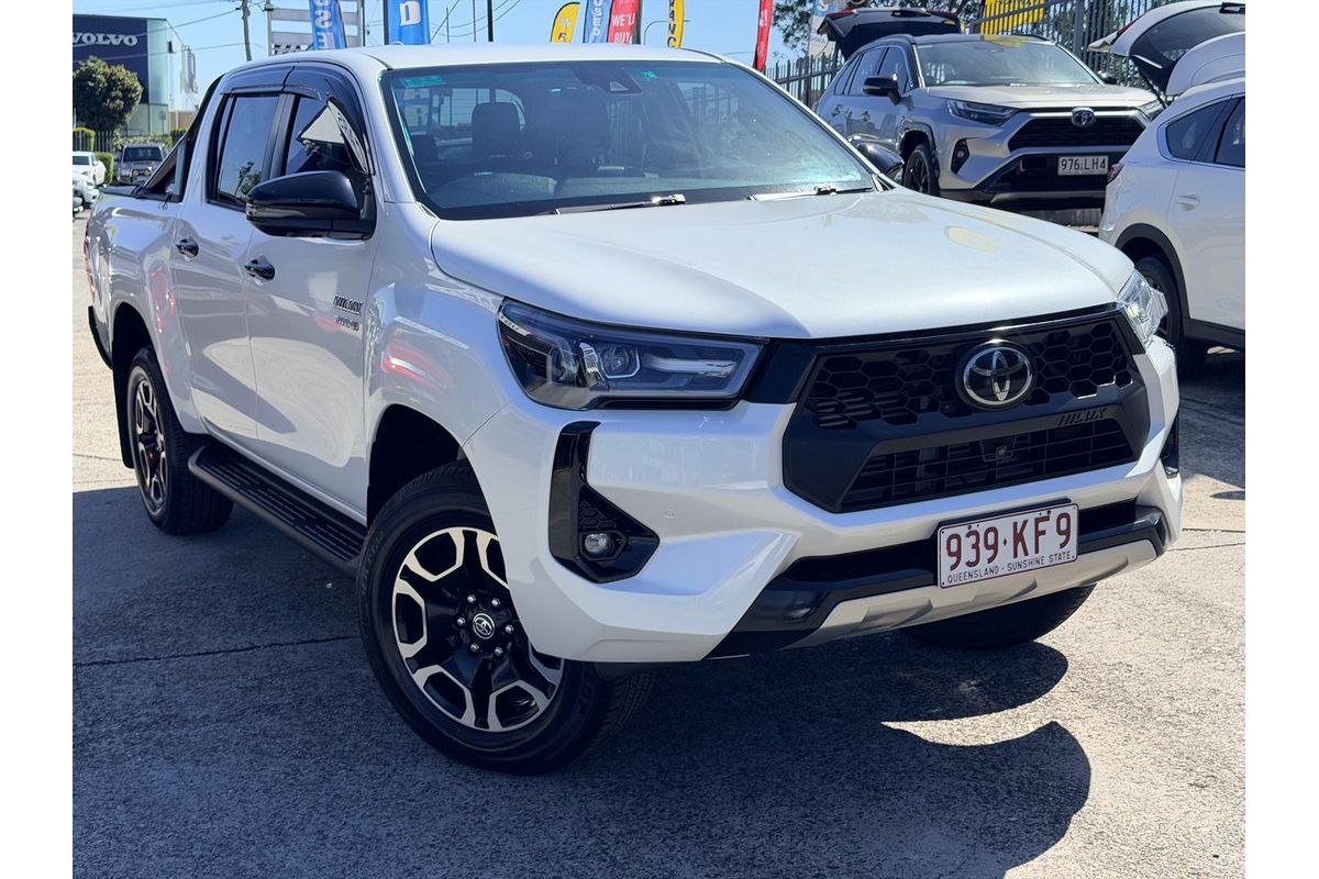 2024 Toyota Hilux SR5 48V GUN126R 4X4