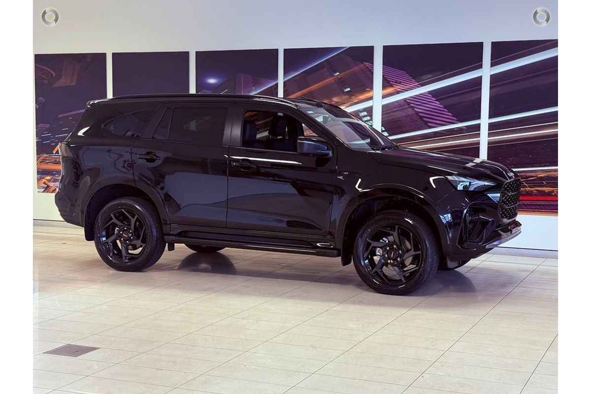 2026 Isuzu MU-X X-TERRAIN