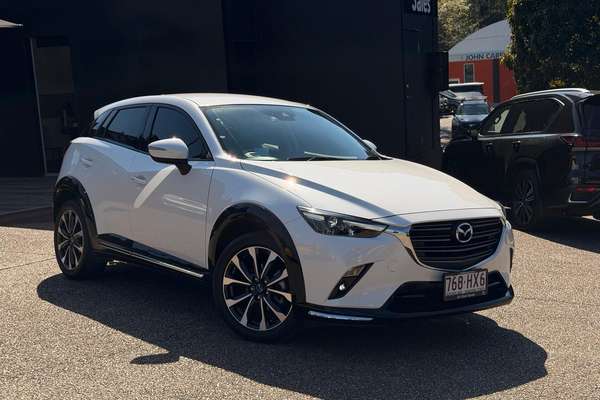 2023 Mazda CX-3 sTouring DK