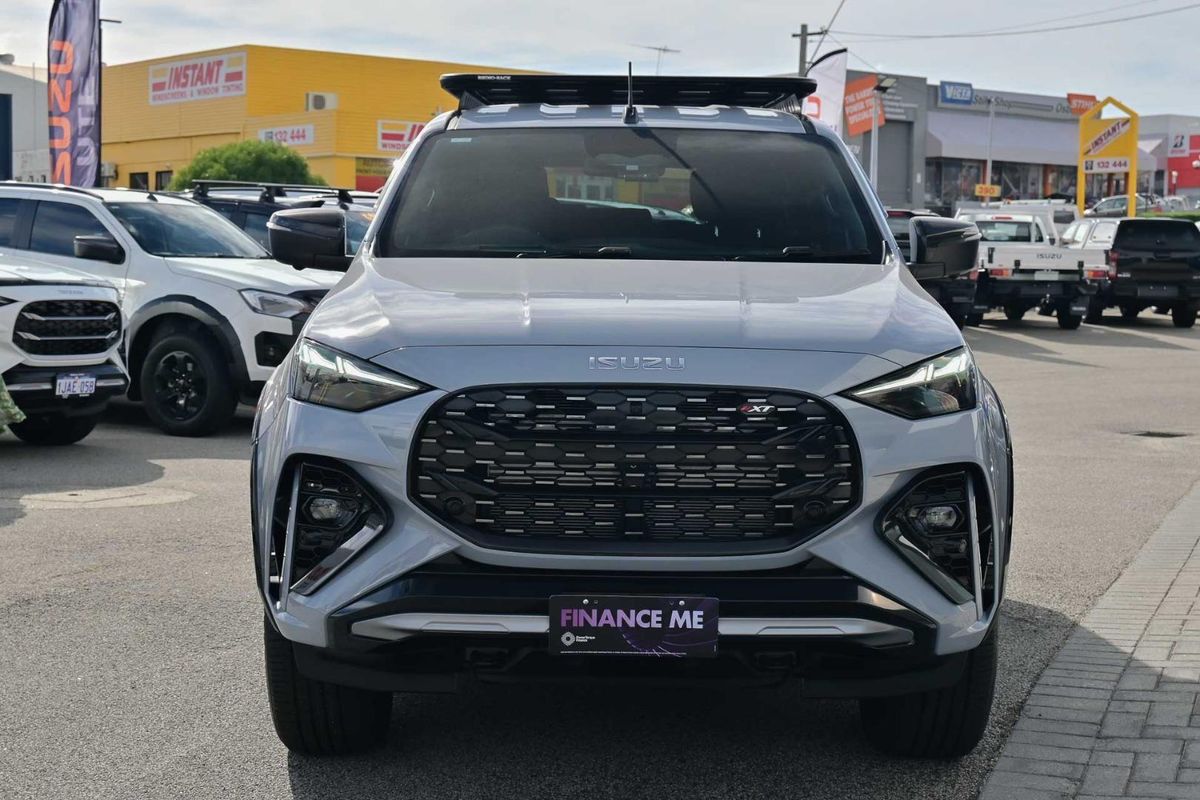 2025 Isuzu MU-X X-TERRAIN