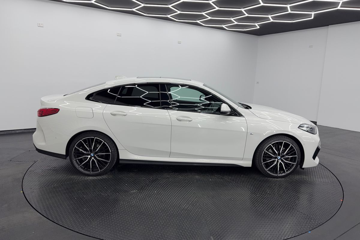 2022 BMW 2 Series 220i M Sport F44