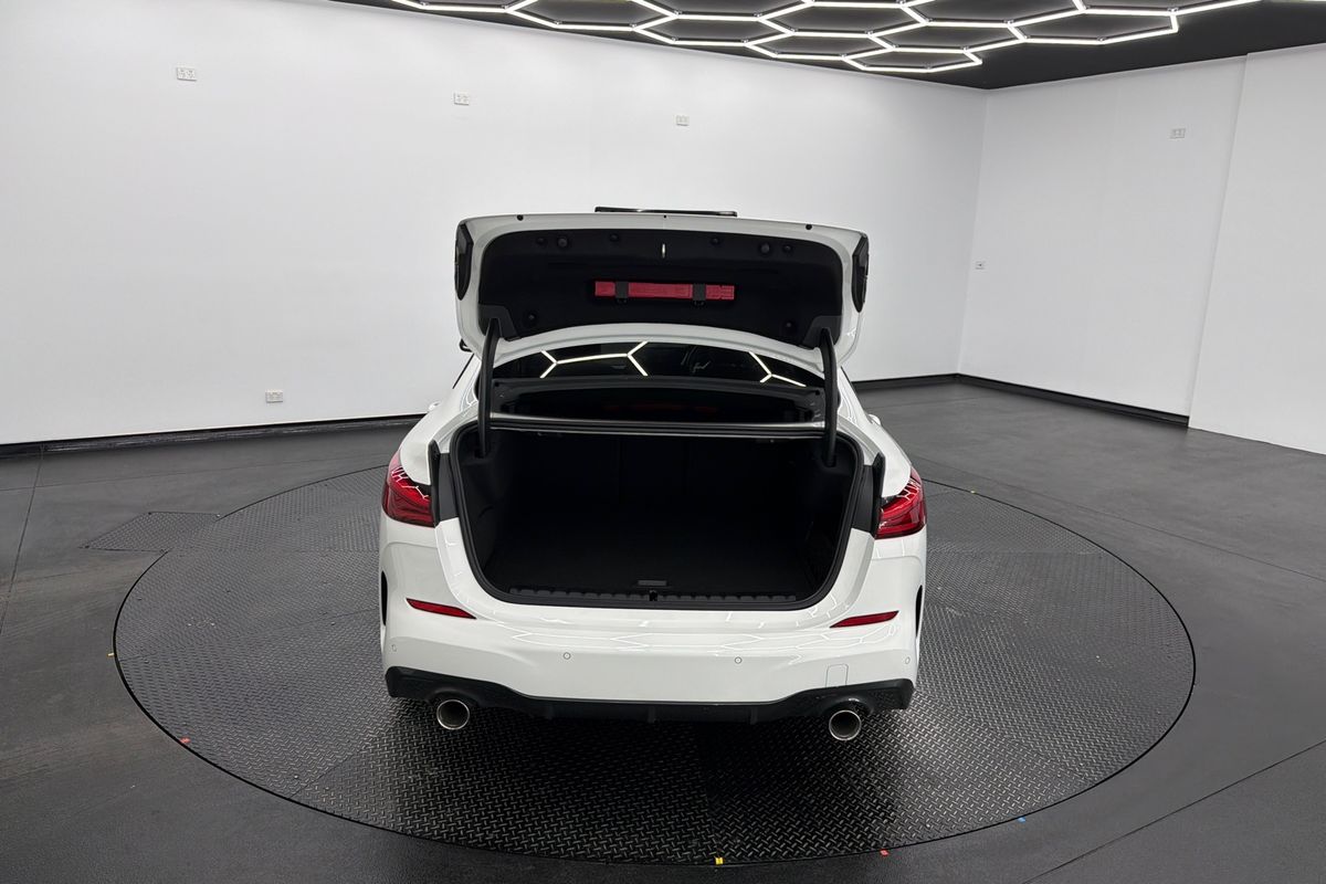 2022 BMW 2 Series 220i M Sport F44