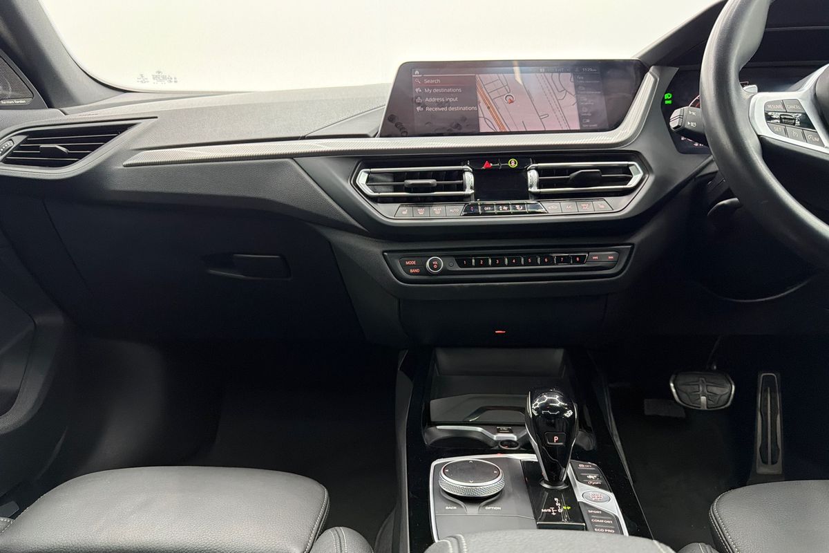 2022 BMW 2 Series 220i M Sport F44