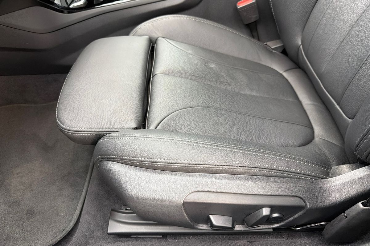 2022 BMW 2 Series 220i M Sport F44