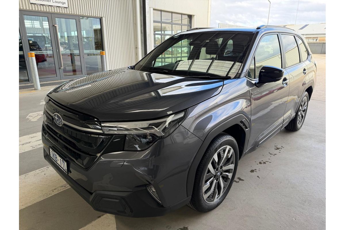 2025 Subaru Forester Hybrid Touring S6