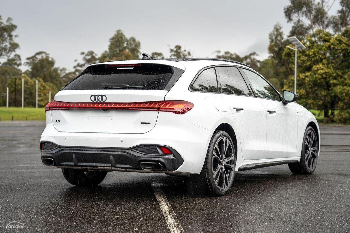 2025 Audi A5 TFSI 200kW S line B10