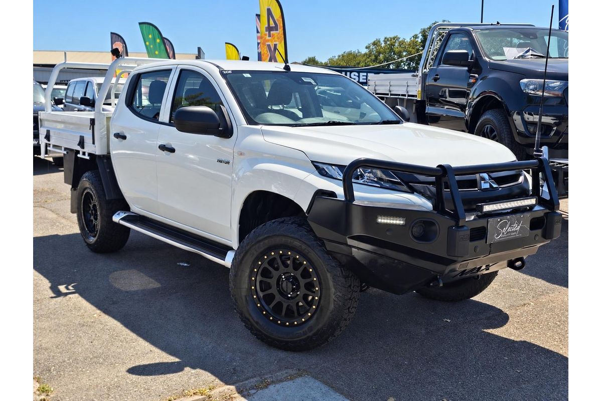 2021 Mitsubishi Triton GLX MR 4X4