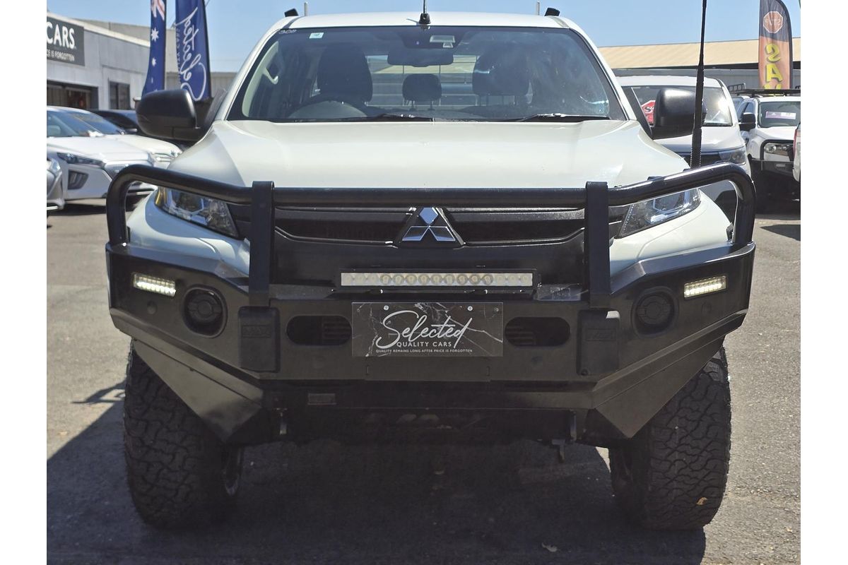 2021 Mitsubishi Triton GLX MR 4X4