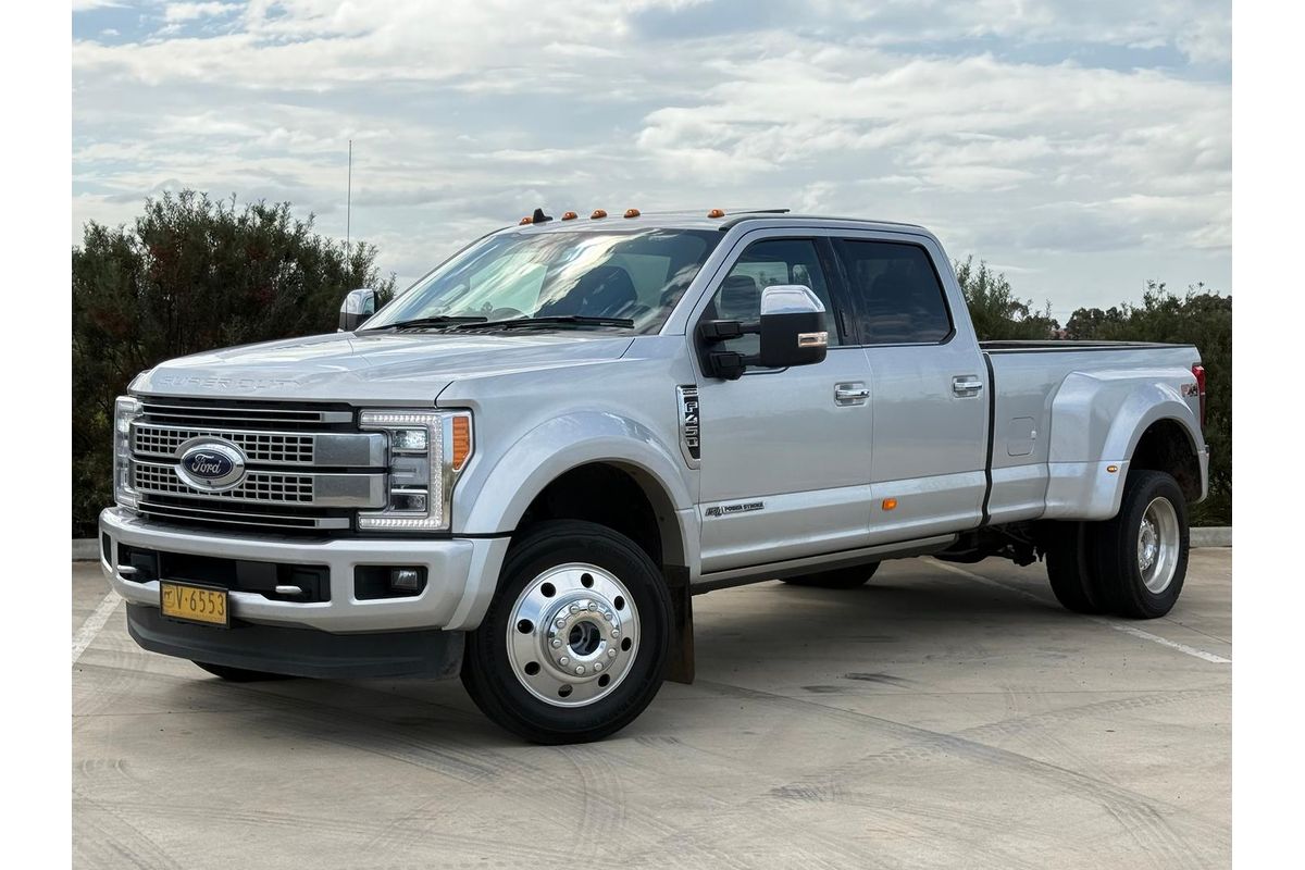 2019 Ford F450 Platinum 4X4 image 17