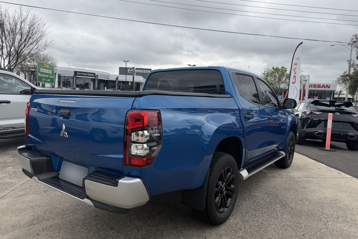 2022 Mitsubishi Triton GLX-R MR 4X4