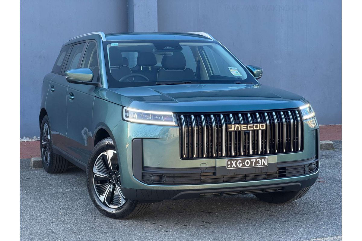 2026 OMODA JAECOO J5 Hybrid Summit