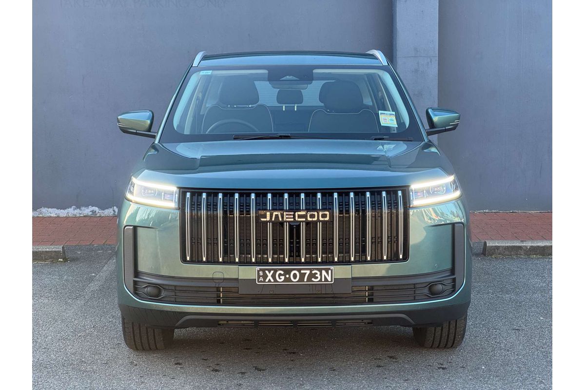 2026 OMODA JAECOO J5 Hybrid Summit