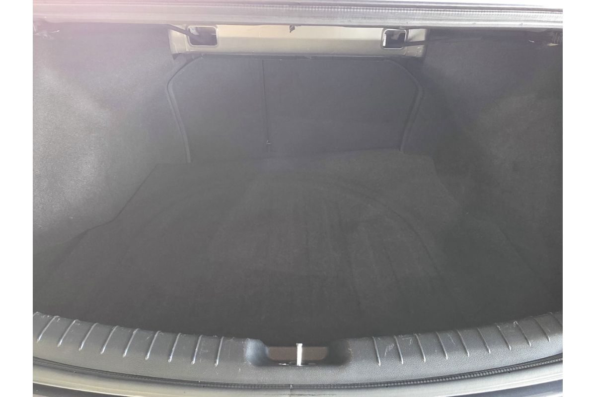 2017 Hyundai Elantra Active AD image 10