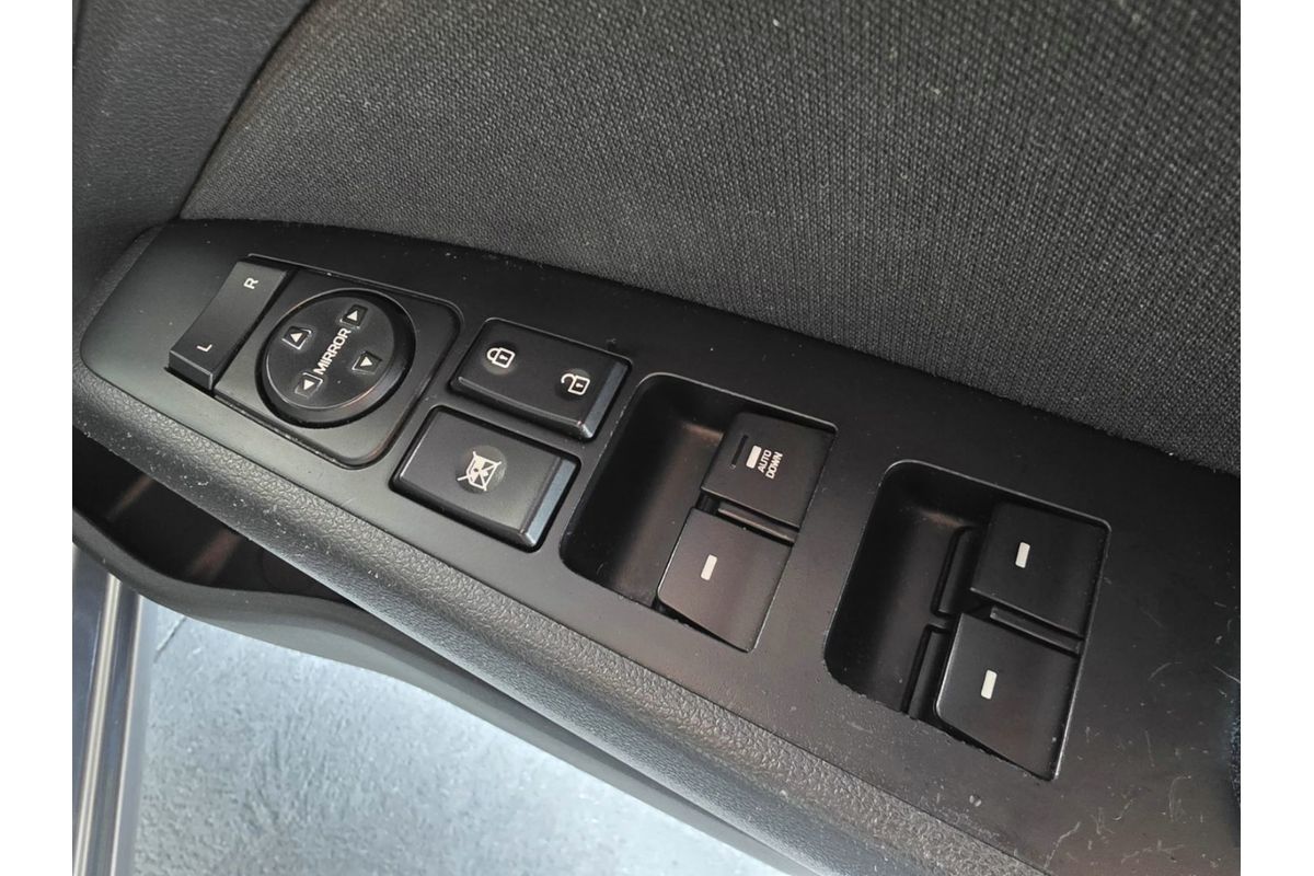 2017 Hyundai Elantra Active AD image 13
