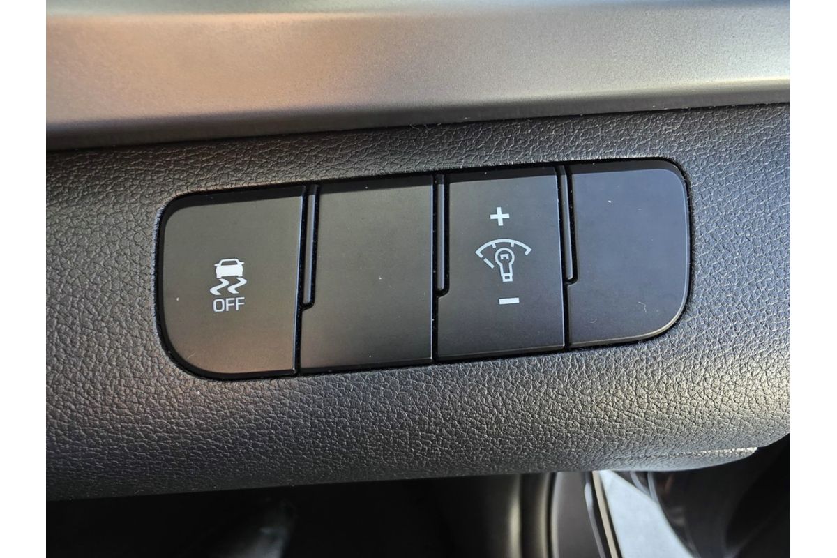 2017 Hyundai Elantra Active AD image 14