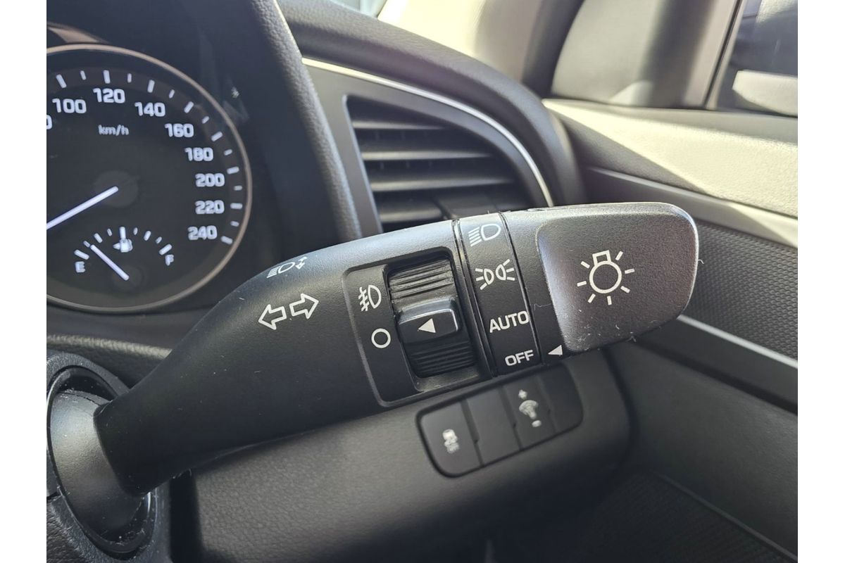 2017 Hyundai Elantra Active AD image 23